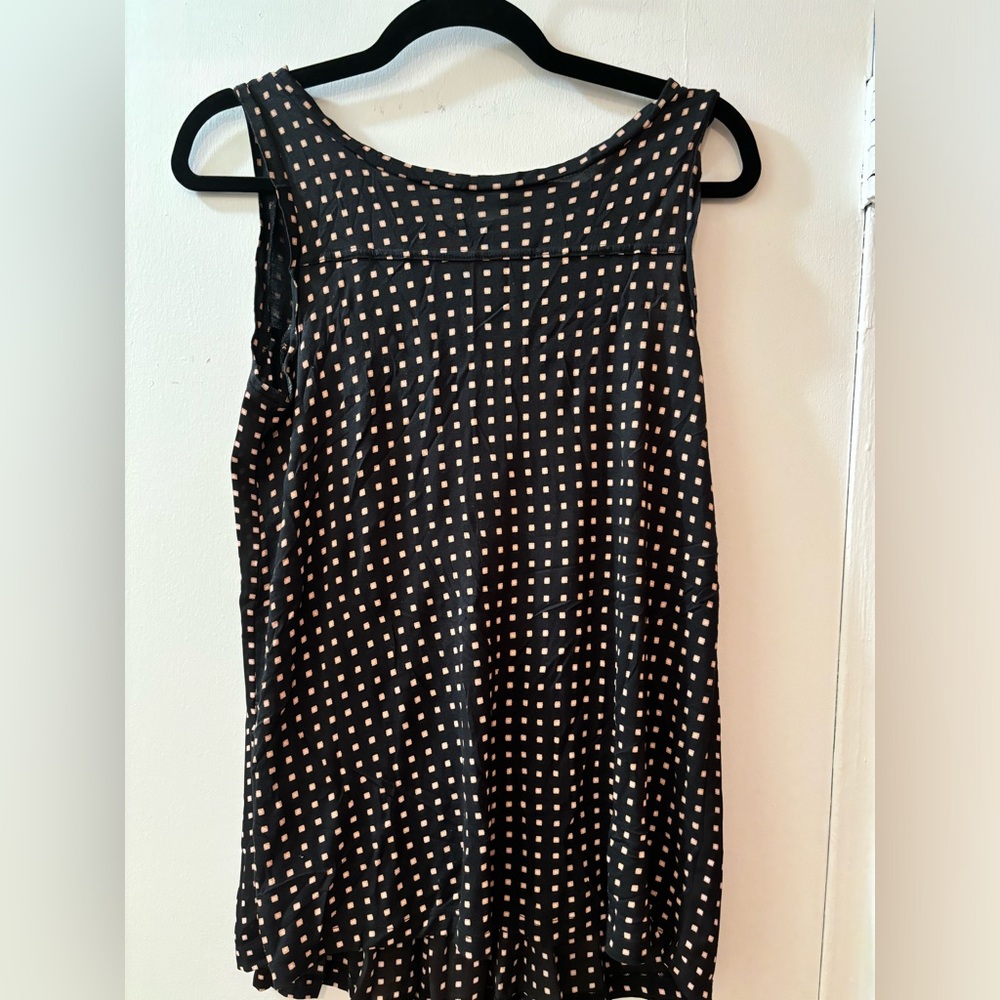 Loft sleeveless polkadot blouse